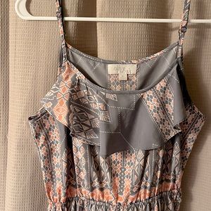 Gray/Light Pink MIDI Silk dress. Size: Medium NEVER WORN. NEW.